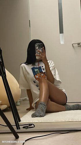 Neekolul Nude – Leaked Tits Photos