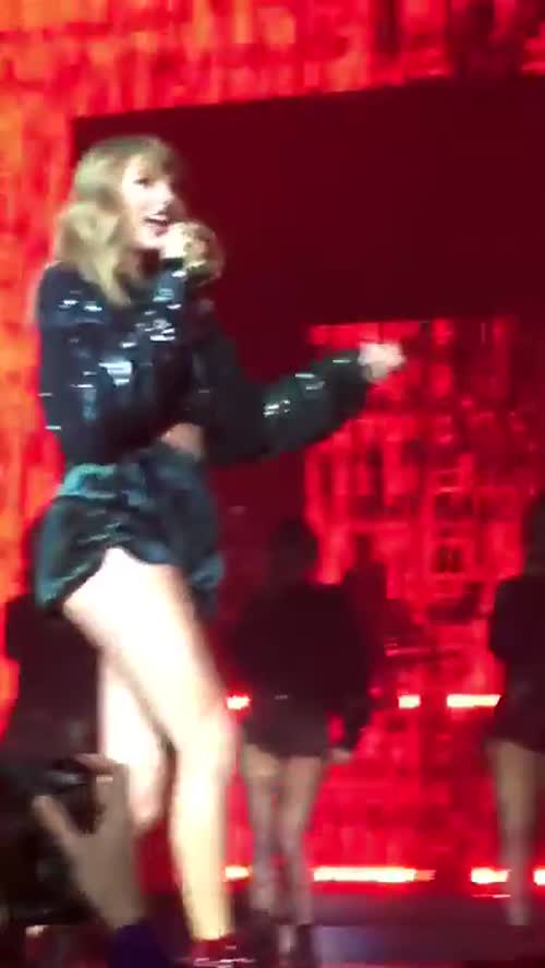 Taylor Swift Nudes – Celebrity Sexy Album