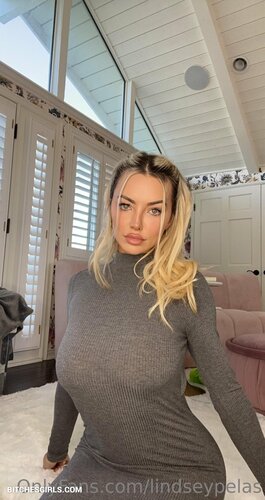 Lindsey Pelas Instagram Naked Influencer – Lindsey Onlyfans Leaked Naked Photo