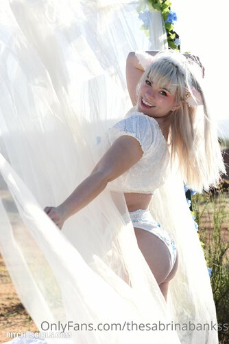 Thesabrinabankss Nude – Sabrina Nsfw