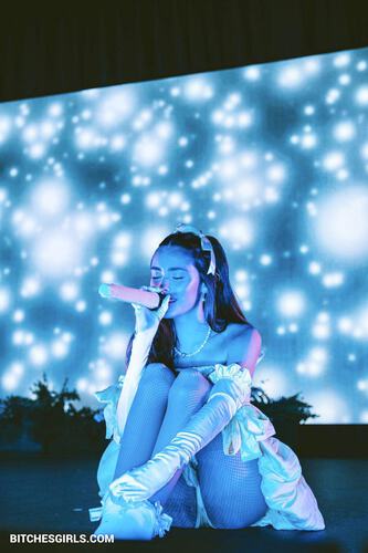 Madison Beer Nudes – madisonbeer Celebrity Pussy Flash