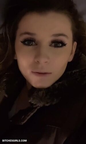 Izassassin Nude Tiktok – Nsfw Photos Tiktok