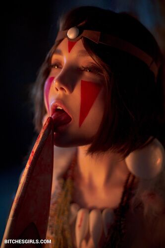 Rocksy Light – Alisa Bishop Nude Cosplays pussy pics. Rocksylight Patreon Leaks