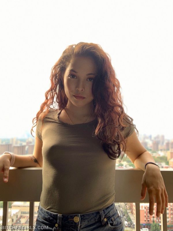 lauuu_ onlyfans leaked. foxxyllama nude