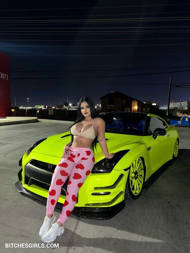 Nadia Khar Instagram Sexy Influencer – Nadiaskhar Nsfw