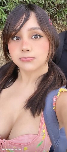 Neekolul Nude – Leaked Tits Photos