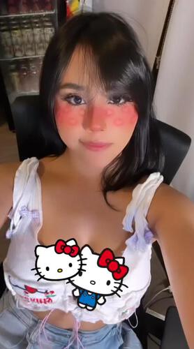 Neekolul Nude – Leaked Tits Photos