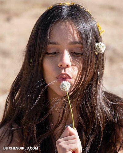 Jenna Ortega Nude Celebrities – Jenna Celebrities Leaked Nude Video