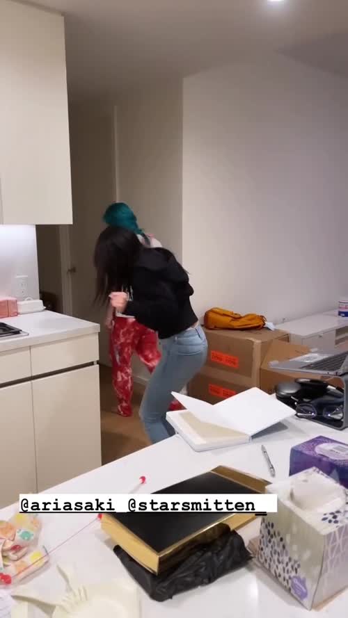 Aria Saki Sexy – ariasaki Twitch Streamer Hot Photos