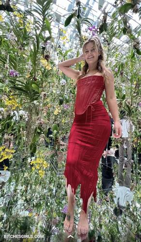 Hannah Stocking Petite Sexy Slim Girl – Hannah