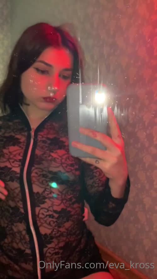 Eva Kross Petite Nude Slim Girl – Onlyfans Leaked Naked Pics