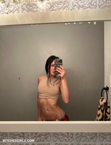 Animeegirlll Instagram Sexy Influencer – Yevaleva Onlyfans Leaked Nude Videos