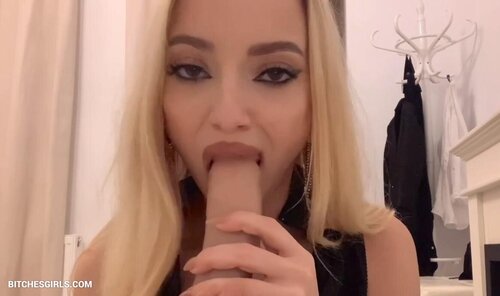 Ria_Rianna Nude – Nude Videos