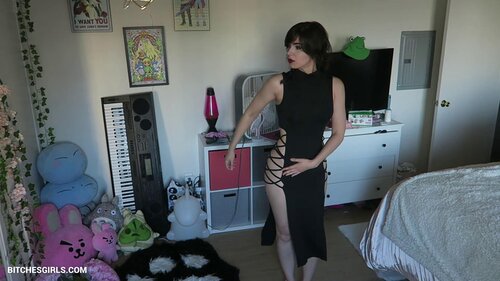 Piddleass Nude – Leaked Nudes