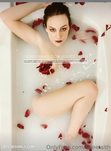 Ashleybythedesert Nude Tiktok – Sithtress Tiktok Leaked Nude Videos