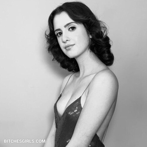 Laura Marano Nude Celebrities – Laura Celebrities Leaked Nude Photo