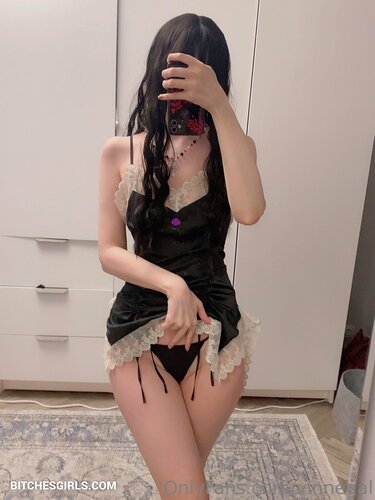 Vinnegal Nude – Leaked Nudes