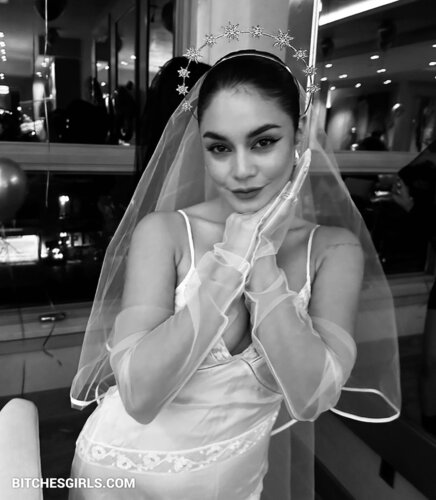 Vanessa Hudgens Nude Celebrities – Vanessa Celebrities Leaked Photos