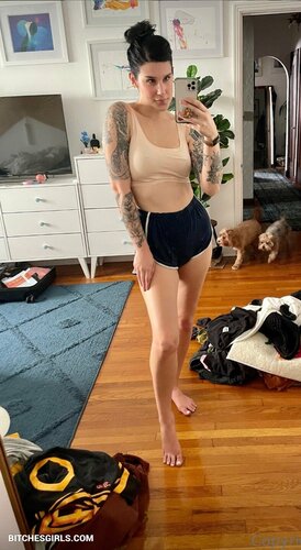 Rooster Teeth – Arryn Zech Onlyfans Leaked Naked Pics