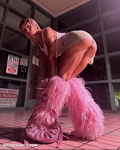 Doja Cat Nude Celebrities – Amala Ratna Zandile Dlamini Celebrities Leaked Nude Pics