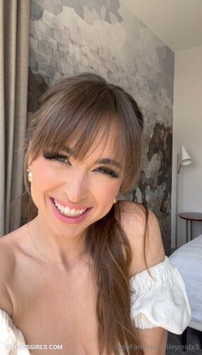 Riley Reid Pornstar Photos For Free – Letrileylive Onlyfans Leaked Naked Pics