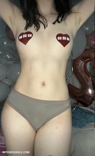 Notonyouriphone Siri Nude Celeb – Siri The Sock Tiktok Leaked Nudes