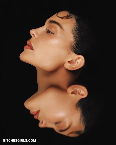 Kylie Jenner Nude Celebrities – Kyliejenner Celebrities Leaked Nude Photo