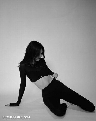 Kendall Jenner Nude Celebrities – Kendalljenner Celeb Leaked Photos