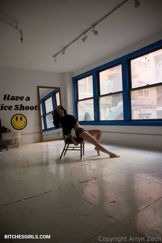 Rooster Teeth Cosplay Nudes – Arryn Zech Cosplay Leaked Nudes