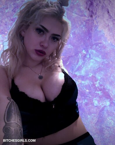 Of_Neferkitti – Cathy Wilson Onlyfans Leaked Nudes