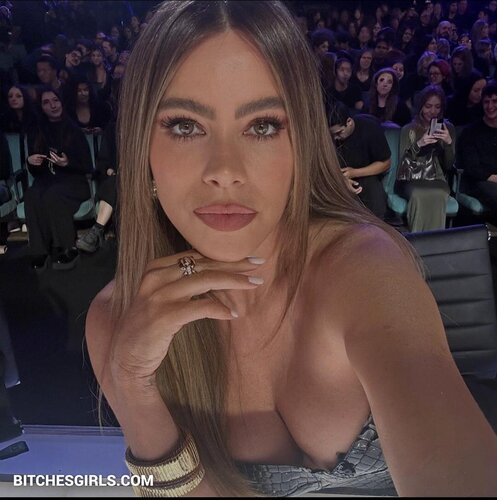 Sofia Vergara Nude Celeb – Sofiavergara Celeb Leaked Nude Photos