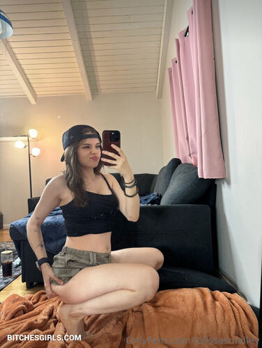 Talissa Smalley Nude Tiktok – Talissasmailey Tiktok Leaked Sex Tape