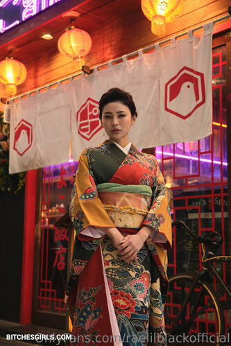 Rae Lil Nude Asian – Rae Lil Black. Nude Videos Asian