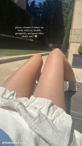 Pokimane Nude Celeb – Imane Anys Celeb Leaked Naked Photos