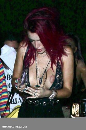 Bella Thorne Nude Celebrities – Annabella Avery Thorne Nude Videos Celebrities