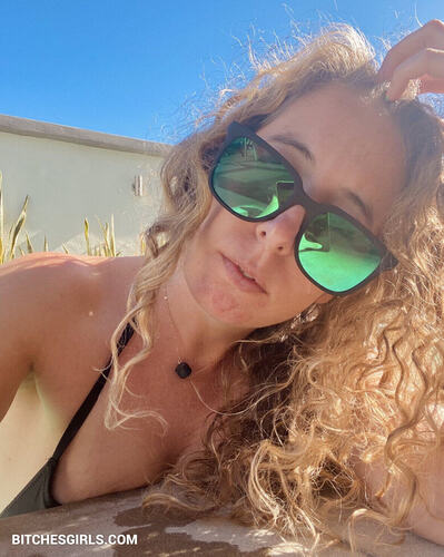 Angela Kinsey Nude – Denise Funt Porn Videos