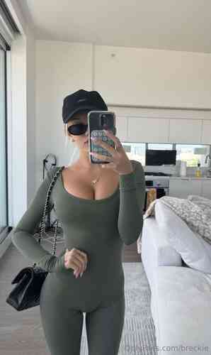 Breckie Hill Nude – Breckiehill Nude Videos