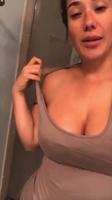 Eva Lovia Nude Thicc – Извини Nude Videos Thicc