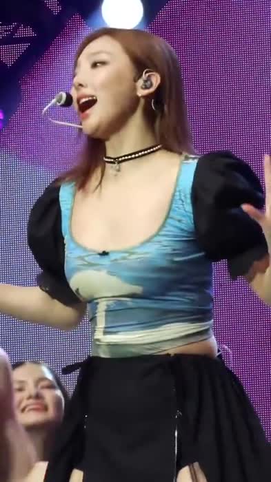 Tiera Skovbye Nude Videos – Tskovbye1 Kpop Porn