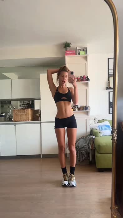 Olivia Ponton Petite Nude Videos – Oliviaponton Tiny Porn Videos