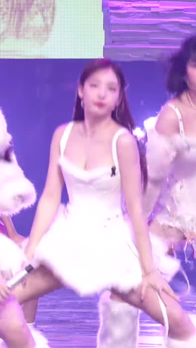 Im Nayeon Nude Kpop Videos – Im Nayeon Bunny Porn Archive