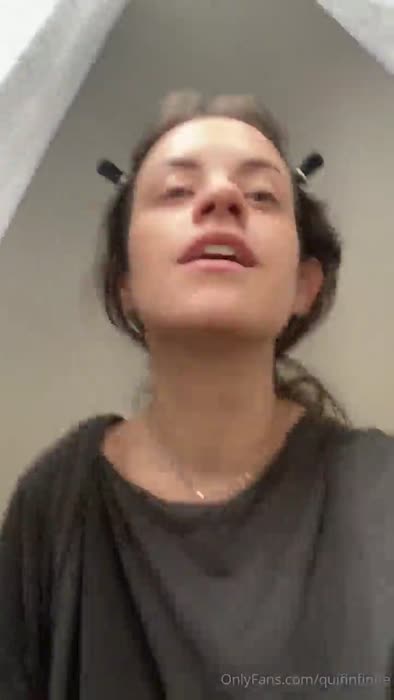 Quinn Finite Hairy Pussy – Charlee Onlyfans Pussy Videos